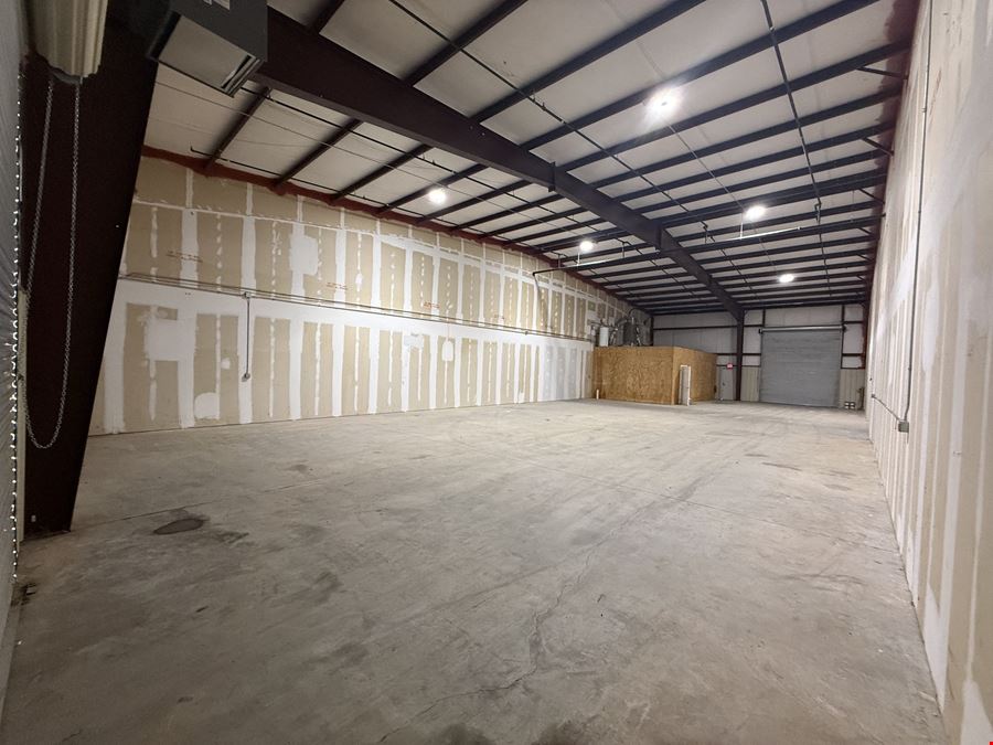 4000 sf Light Industrial