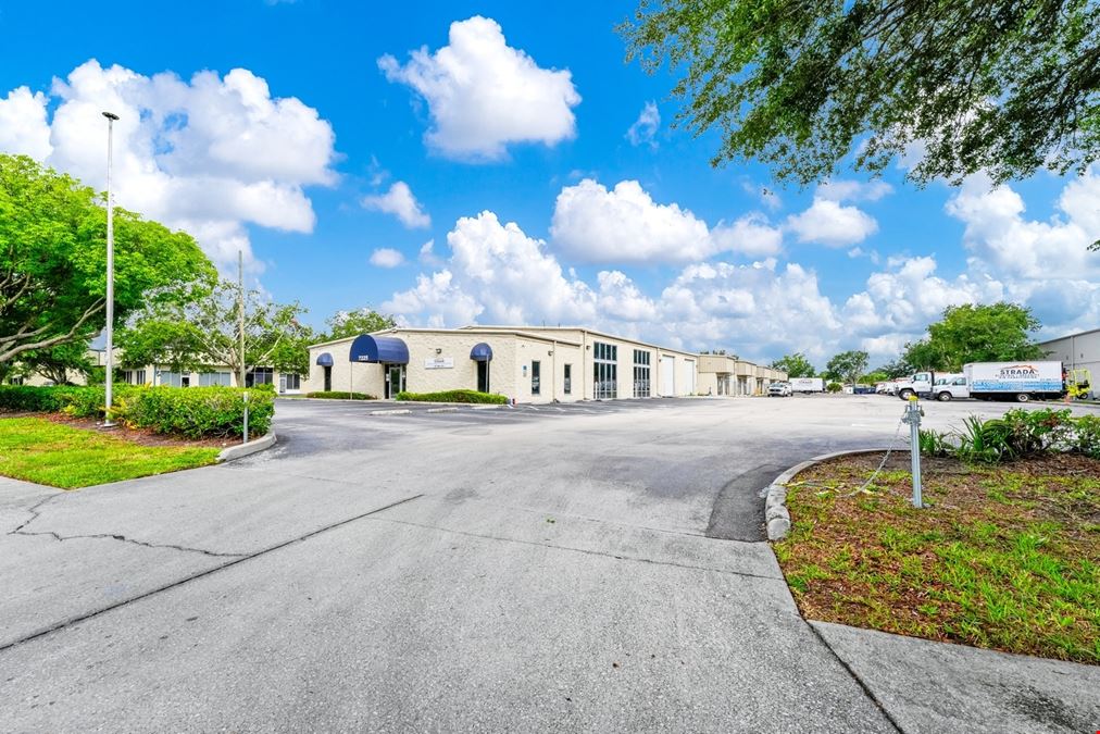 7225 Sandscove Court