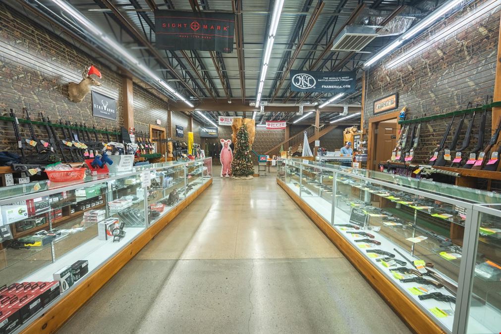Barnett's Guns & Indoor Range