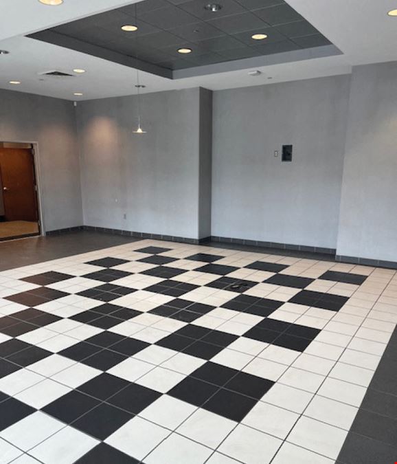 104 Commercial Avenue