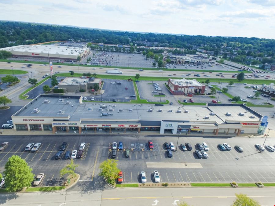 Lloyd Crossing