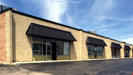 Preview of commercial space at 1104 Lunt Ave