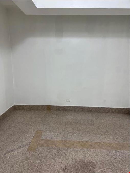 Significant Price Discount 800 sq ft Medical Professional Office School House of Worship Seminary Day Care Non Profit Coop