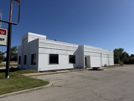 Preview of Retail space for Sale at 501 N Prospect Rd