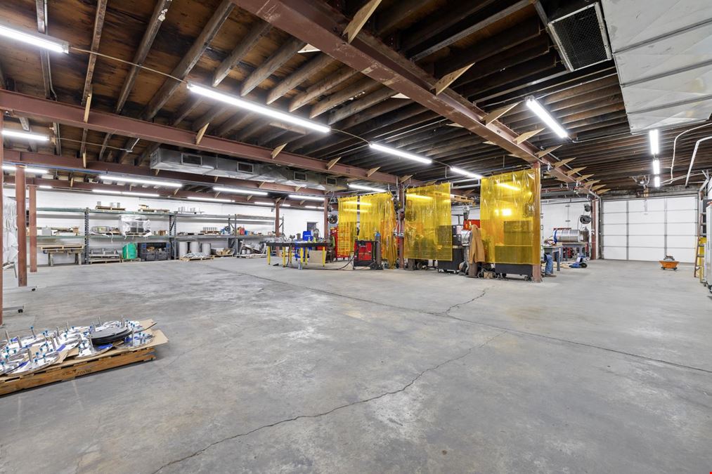 Office/Warehouse on Dodds Ave