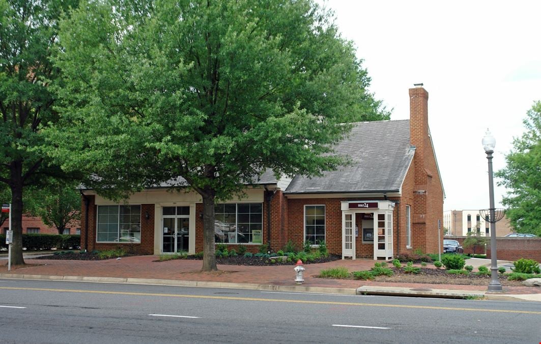 George Mason Square