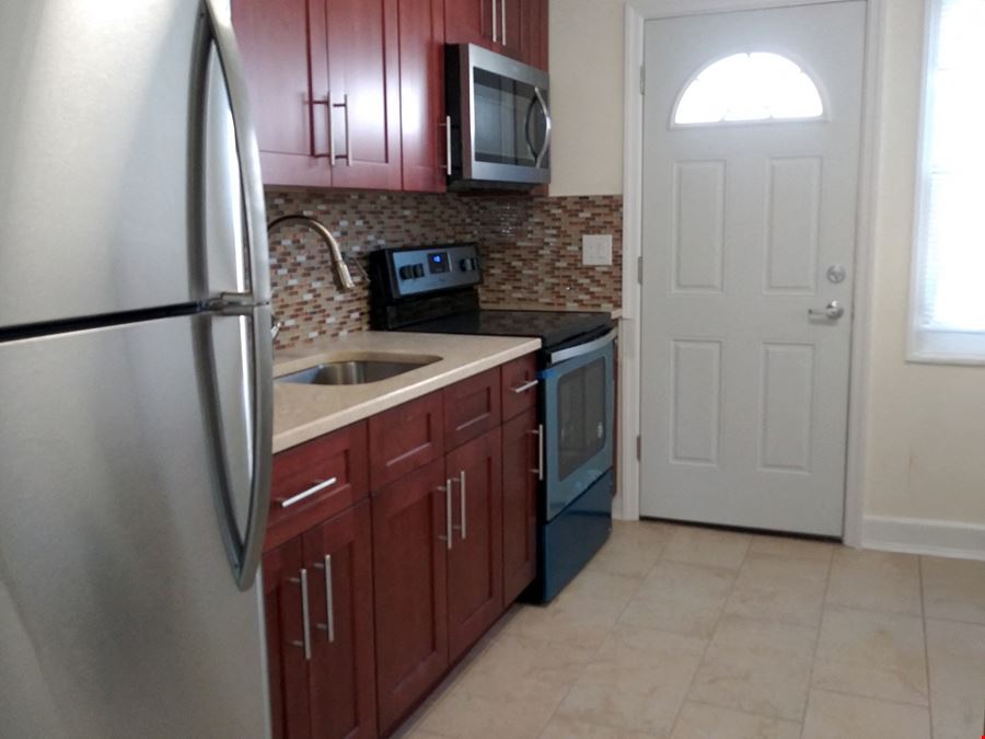 Fully Occupied 12-Unit Apartment Building with Value-Add Potential