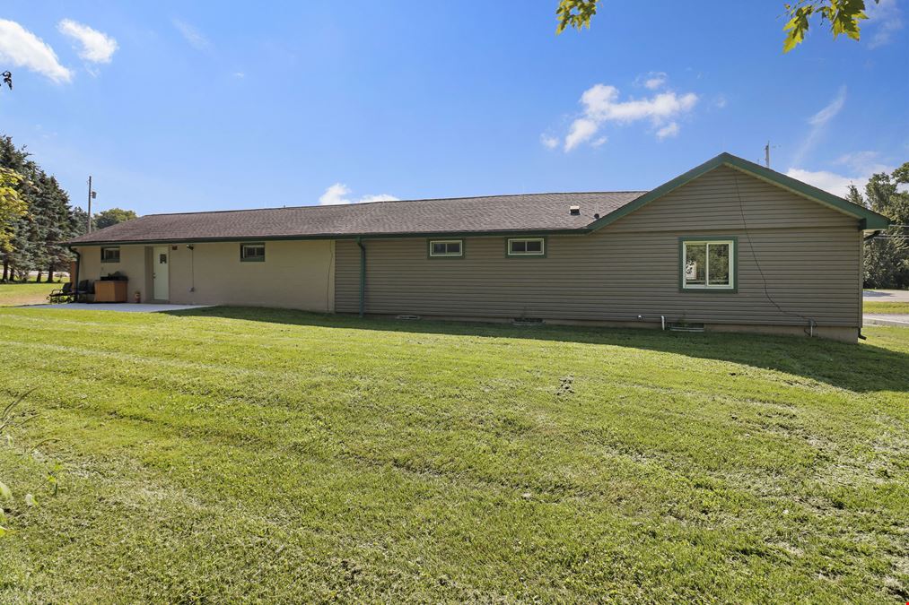 302 Old Green Bay Rd