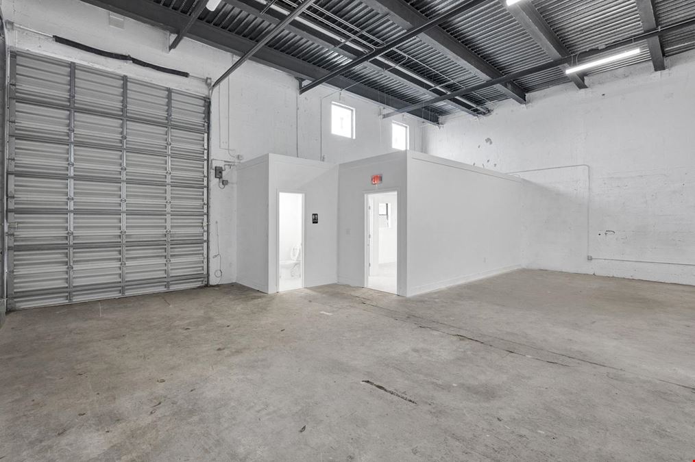 1660 W 33rd Pl