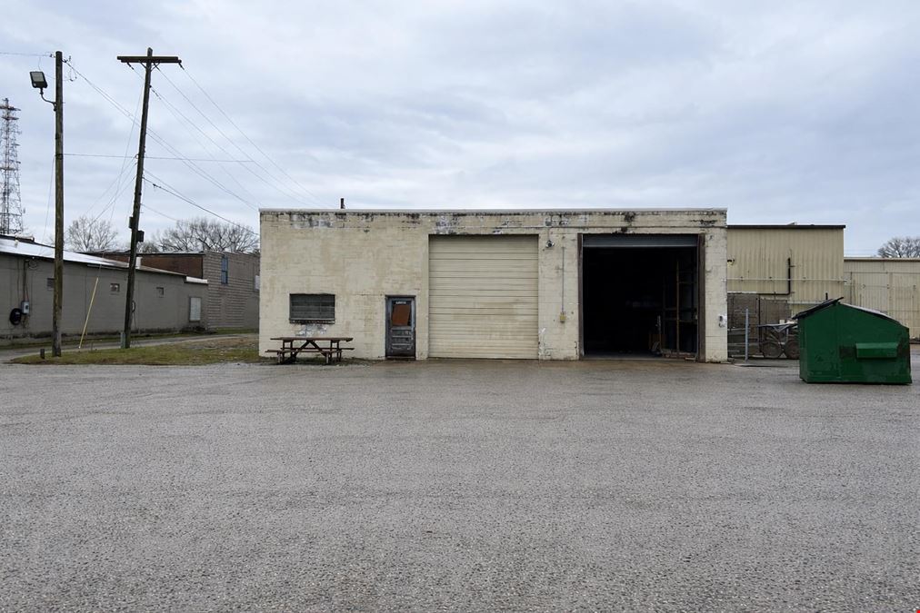 N Royal Truck Shop