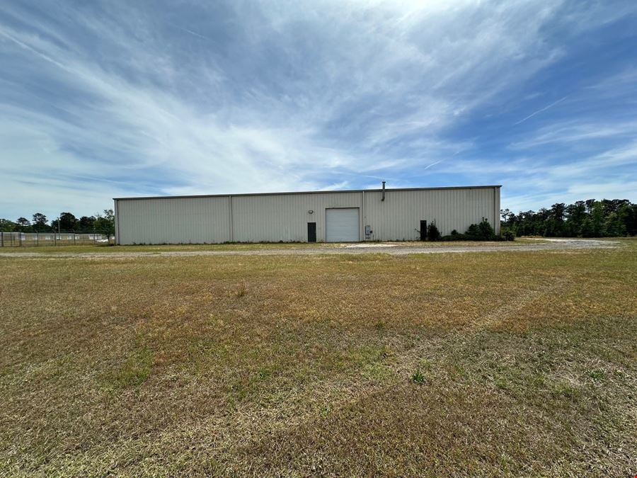 8,100 sq. ft. Office / Warehouse Building on 3.53 Acres