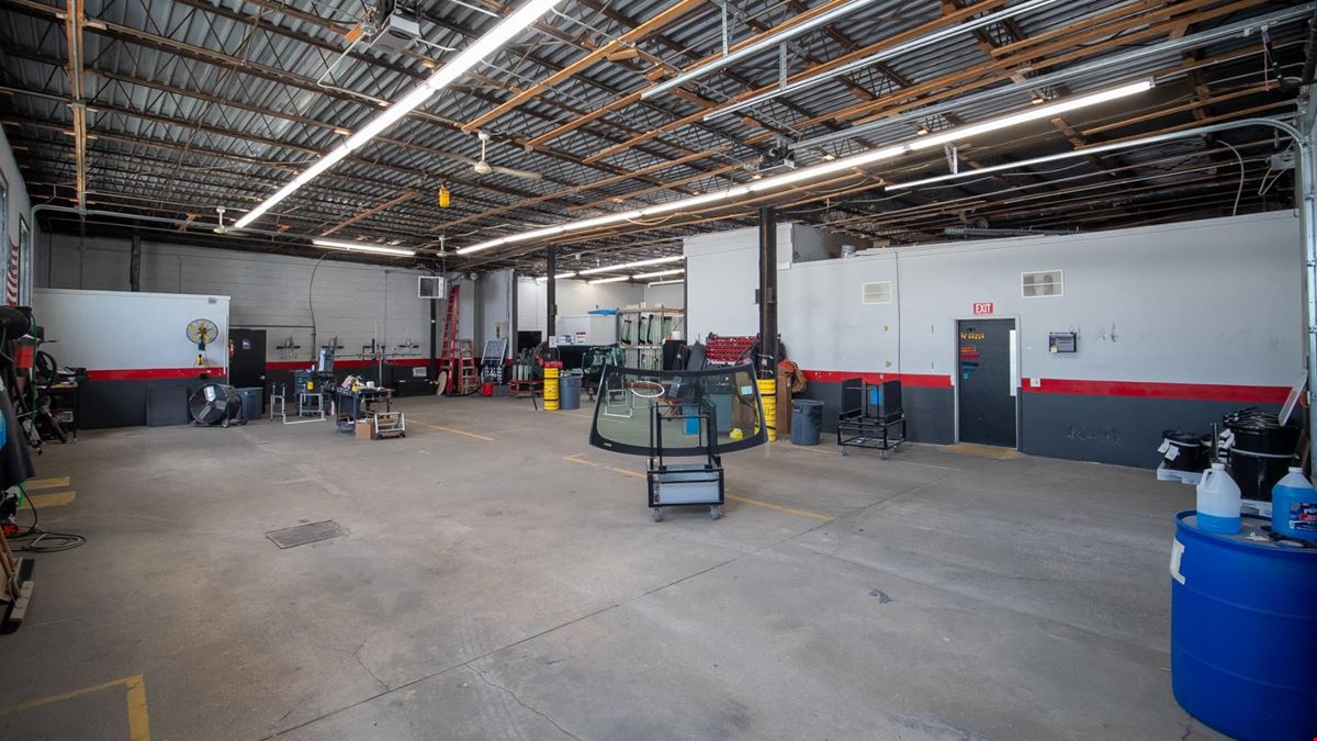Drive-in ready 2-bay shop 