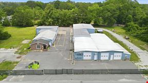 Oaks Rd Industrial Flex For Lease