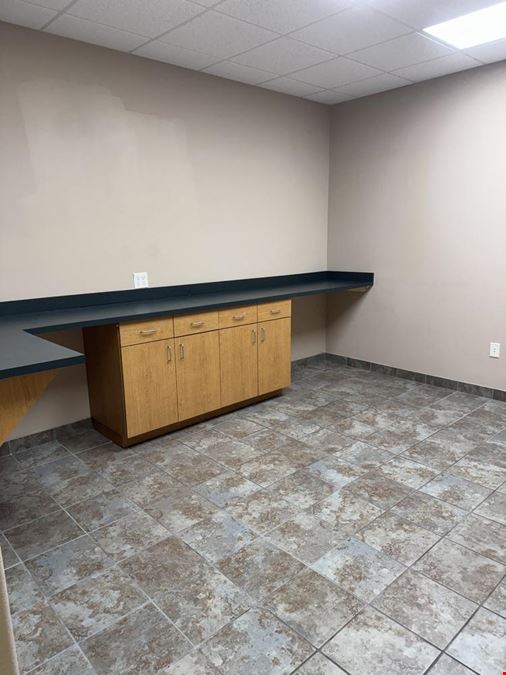 Desirable, Gorgeous Oviedo Office For Sale