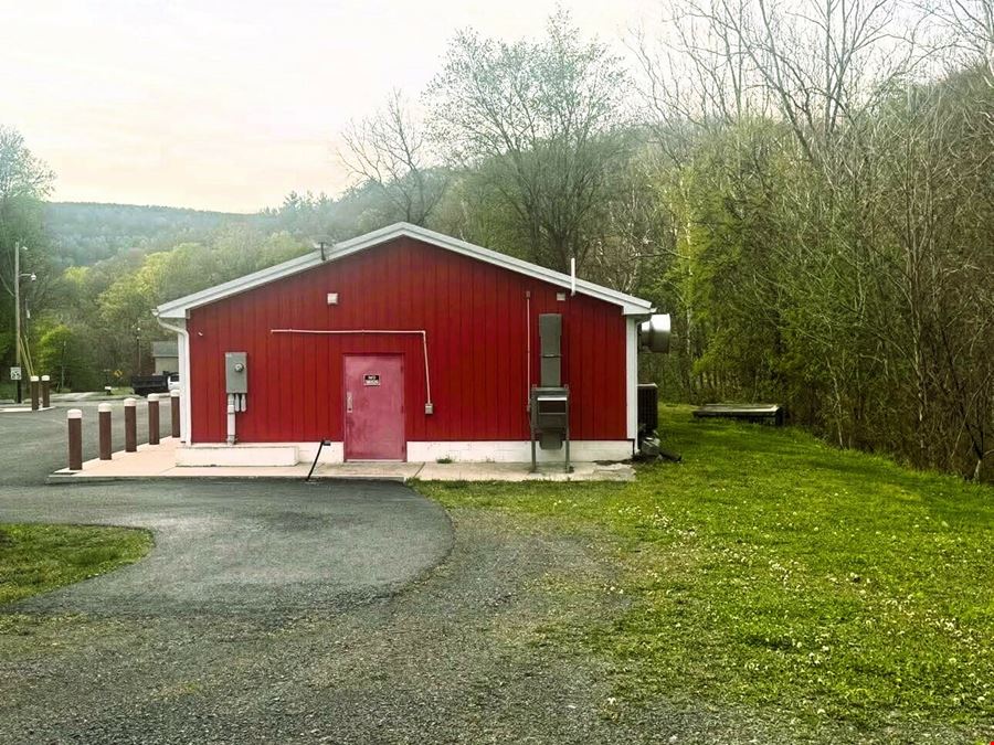 Dual-Income Commercial Property with Growth Potential