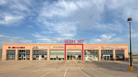 Preview of Retail space for Rent at 307 S Greenwich Rd