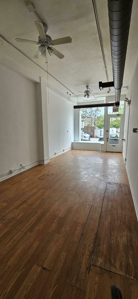 Preview of commercial space at 1917 Central Street