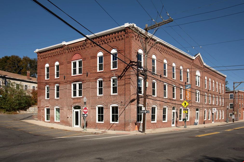 Beautiful Office or Retail Space in Downtown Amesbury