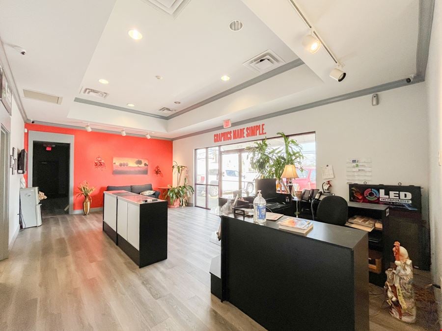 ±10,800 SF Industrial Flex Near Airline Hwy & Industriplex