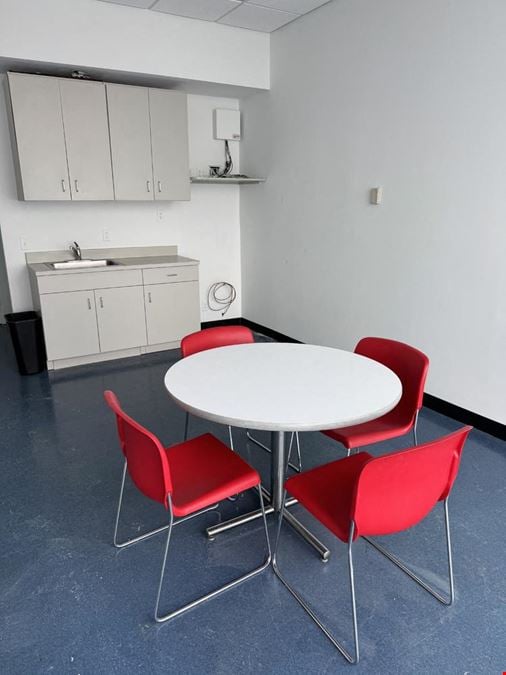 Commercial/Office Retail/Professional Space