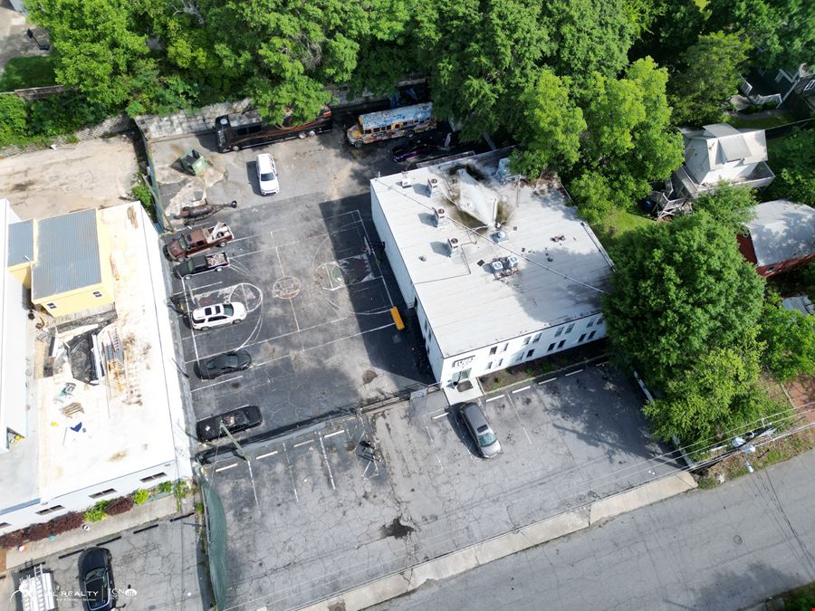 Creative Office / Recording Studio Headquarters | ±5,724 SF | 28 Parking Spaces | Upper Westside Atlanta