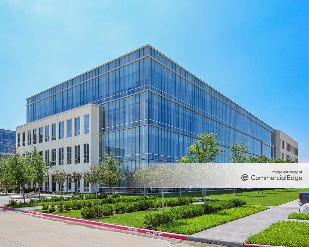The Landing - 6261-6275 West Plano Pkwy
