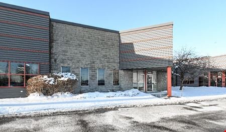 Preview of Industrial space for Rent at 5400-5750 Boulevard Thimens