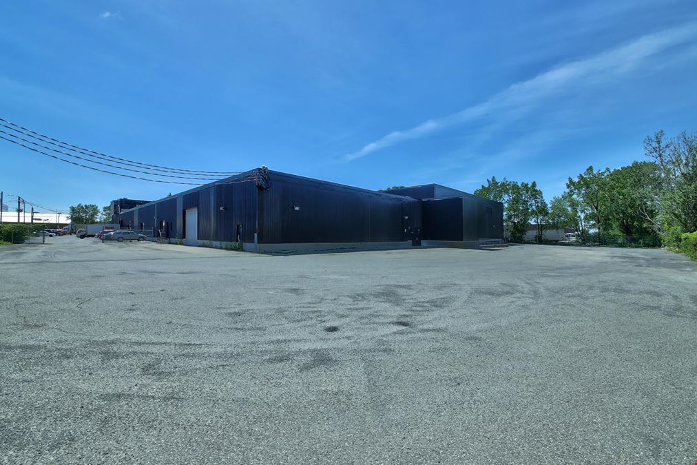 255 Montée de Liesse