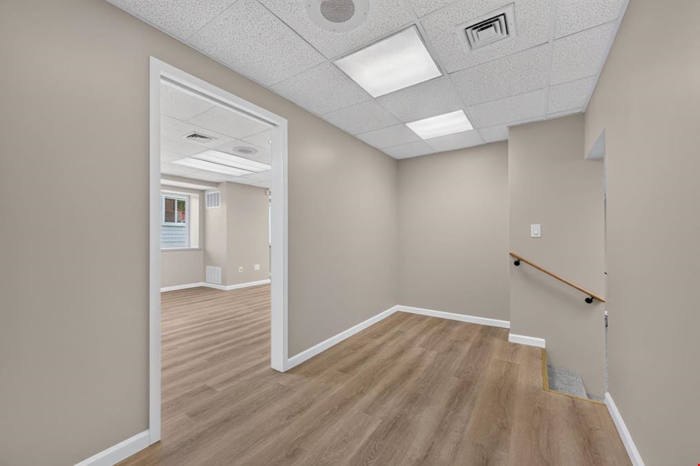 464 Wolcott Rd