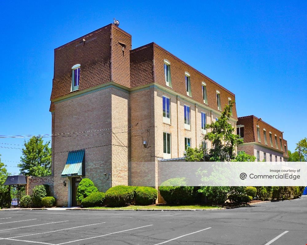 24441-24481 Detroit Road