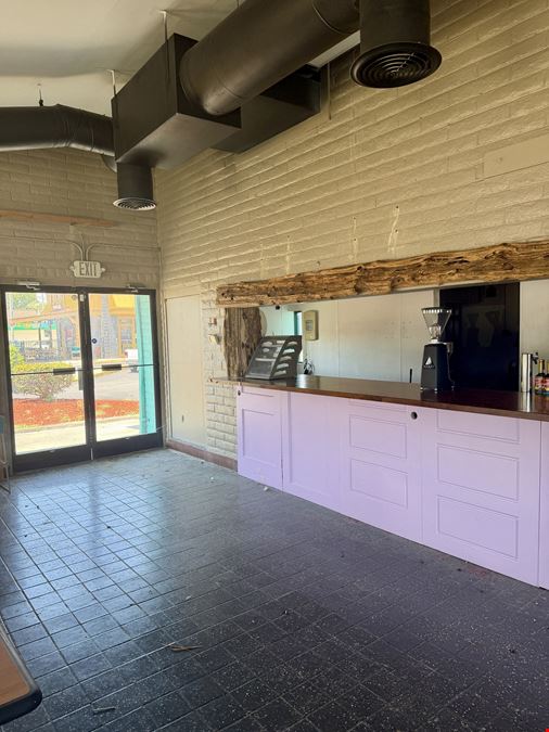 Stand Alone Quick Serve Restaurant Building For Sale