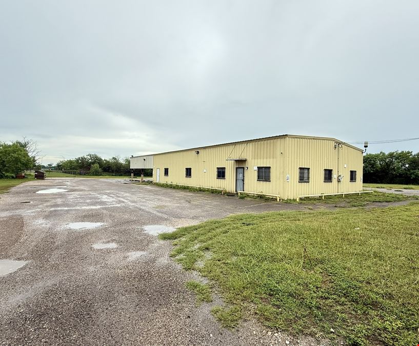 5,475 SF Office/Shop on 1.75 Acres