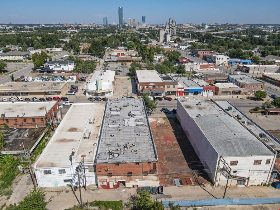 220 SW 25th St.
