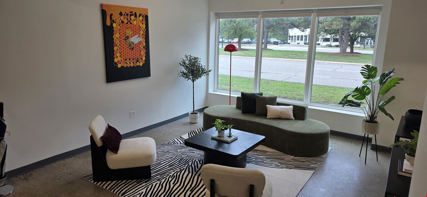 29222 Grand River