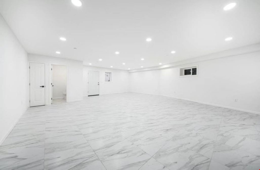 45-73 Parsons Blvd