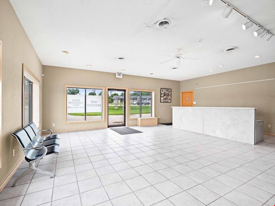 5405 Illinois Rd
