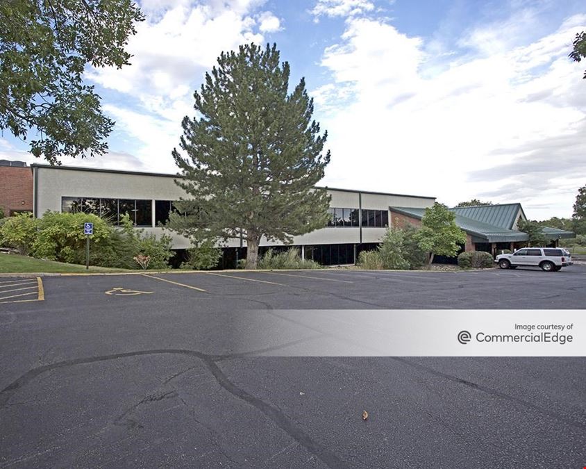 Office Plaza at Inverness
