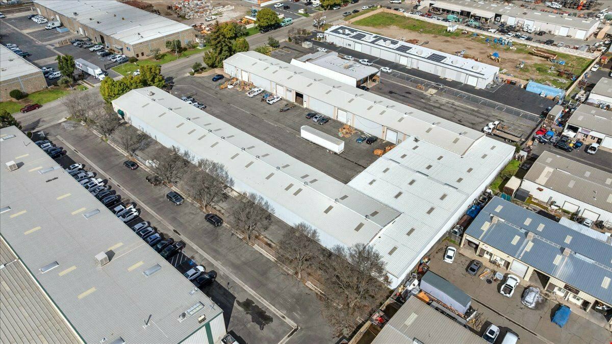 (2) Move-In Ready Office/Warehouse Spaces Near Airport