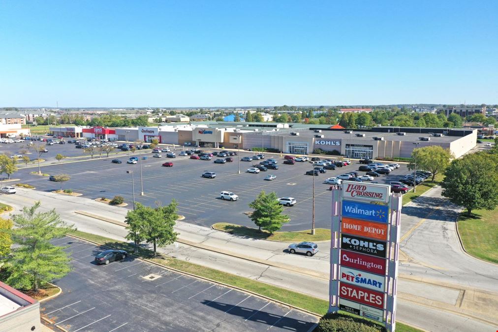 Lloyd Crossing