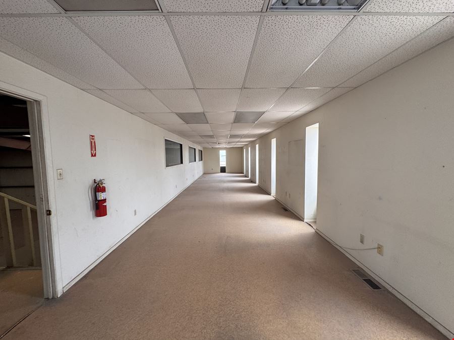 7,200 SF on 1.14 Acres