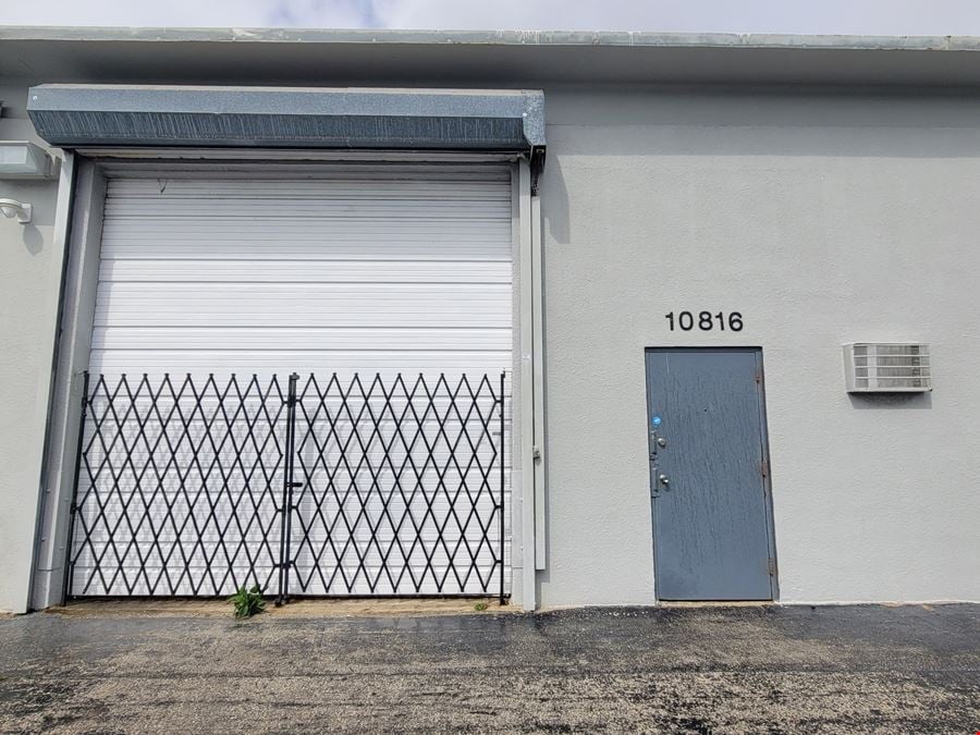 Cutler Bay Small Bay Warehouse Spaces