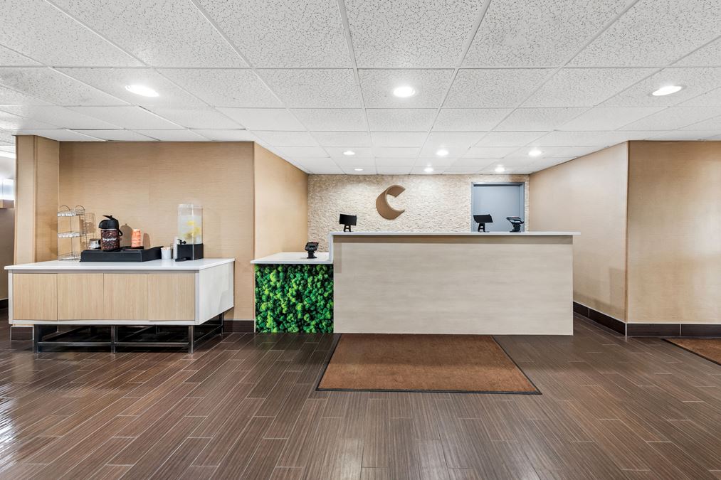 Comfort Inn & Suites Fairborn OH