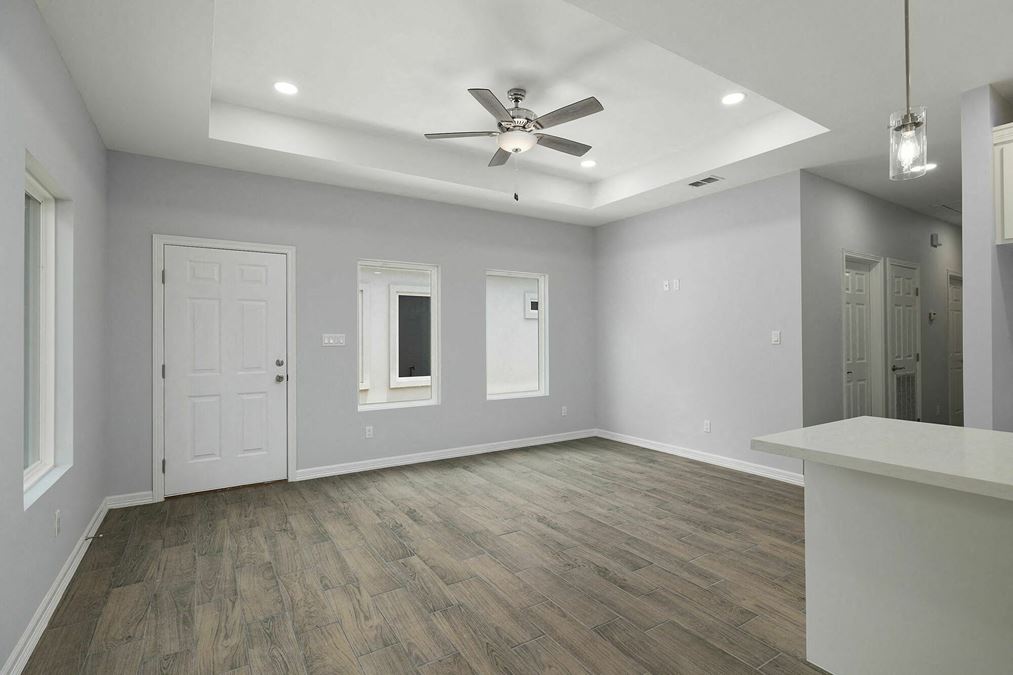 412 & 416 E. Acacia St., 