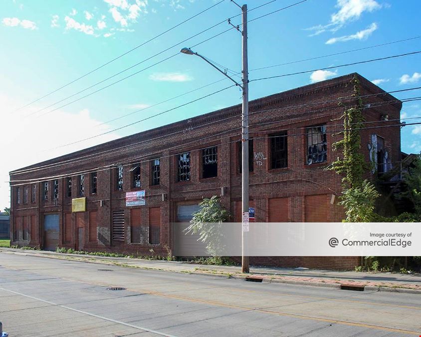 6512 Carnegie Avenue