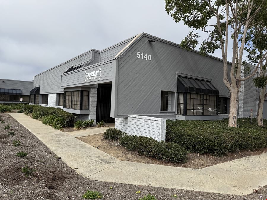 5140 Avenida Encinas