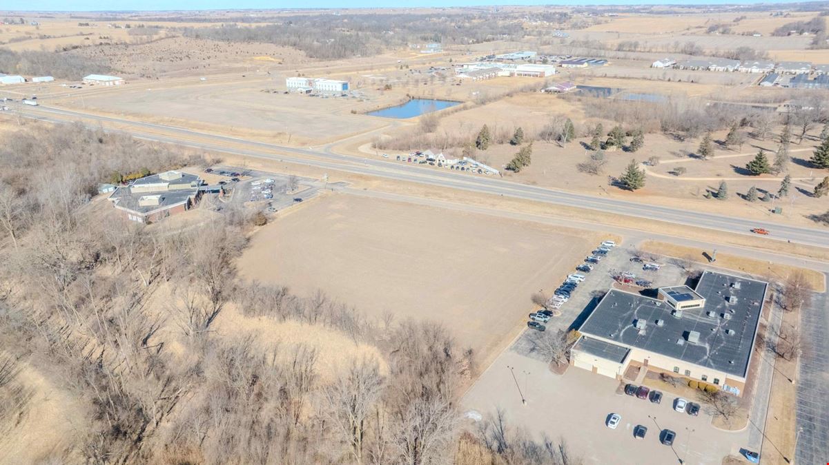 Land -Retail in Clinton