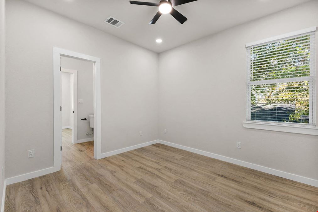 6 Unit Duplex Package in Brenham