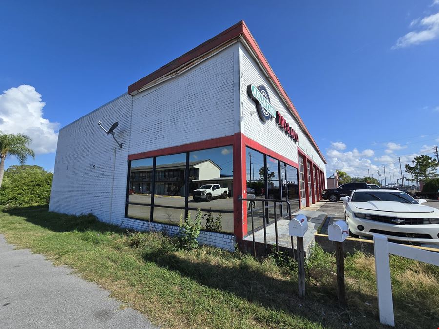 Turnkey Auto Repair Facility on US Hwy 19 | High Visibility & 7 Drive-In Bays
