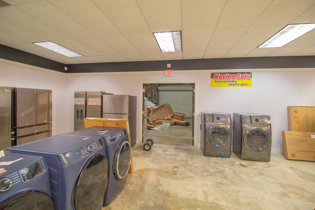 Downtown Arcadia Retail Warehouse