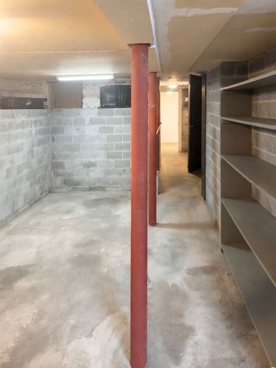1,661 SF | 310-312 Avenue U | Move-In Ready Gravesend Retail With Glass Frontage for Lease